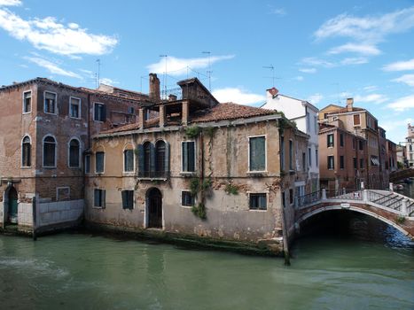 Venice - peaceful and charming district of Dorsoduro
