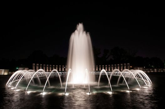 fountain of World Wall II Memorial at night