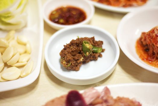 traditional Korean side dishes in seoul restaurant