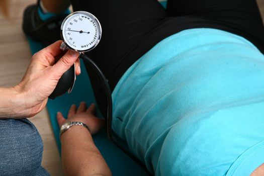 Massage in denmark in a chiropractise clinic (real situation)