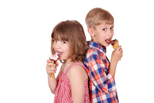 little girl and boy eating ice cream