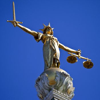 The magnificent Lady Justice statue ontop of the Old Bailey (Central Criminal Court of England and Wales) in London.
