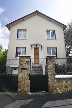 General view of a urban house in the outskirts of Paris.