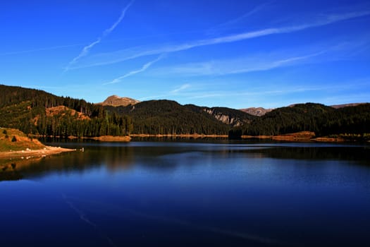 A big lake among mountains