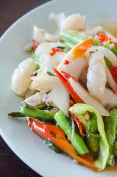 squid  fried with chili pepper and mix vegetable 