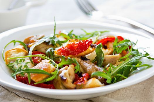 Chicken with sun dried tomato ,rocket and crouton salad