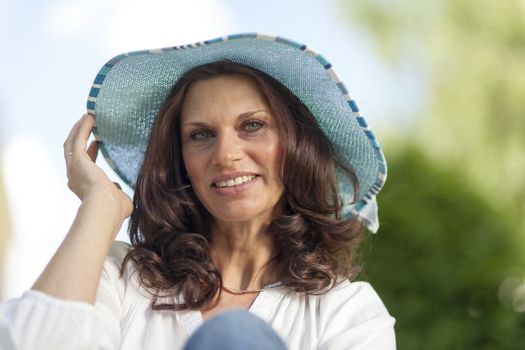 woman outdoor on a sunny day