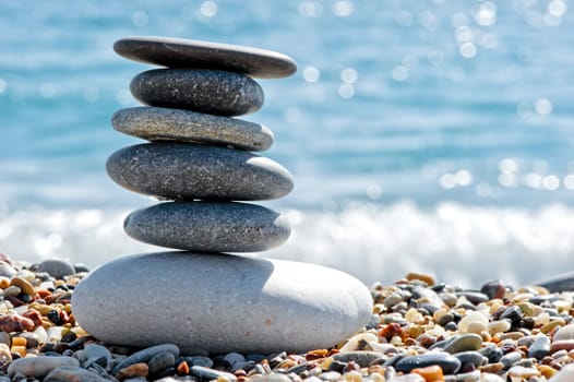 Stone composition on the beach