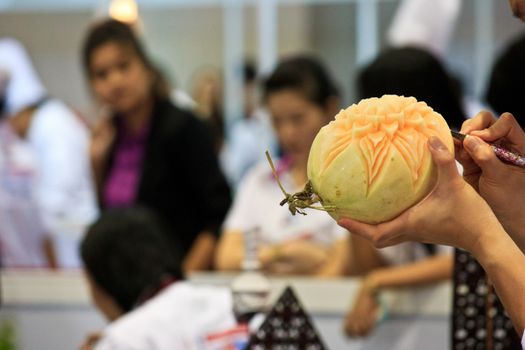 cantaloup carving in the Thailand ultimate chef challenge 2013