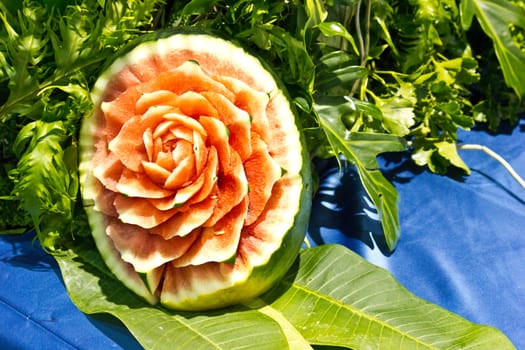 watermelon carving in the Thailand ultimate chef challenge 2013