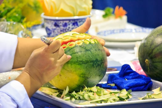 watermelon carving in the Thailand ultimate chef challenge 2013