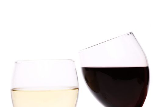 White and red wine glasses