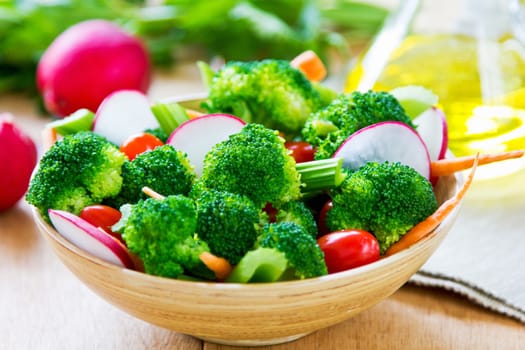 Broccoli with celery and radish salad