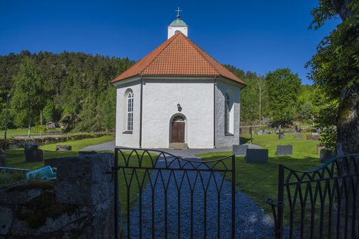 Hogdals church belongs to Iddefjorden congregation  in Str��mstads Pastorat located in Hogdal in Sr��mstads municipality, Sweden. The church is built of stone in 1856.