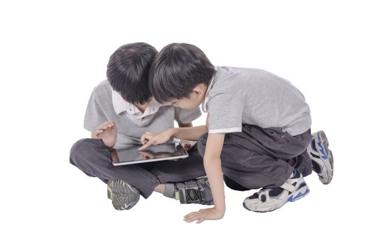 Children using laptop