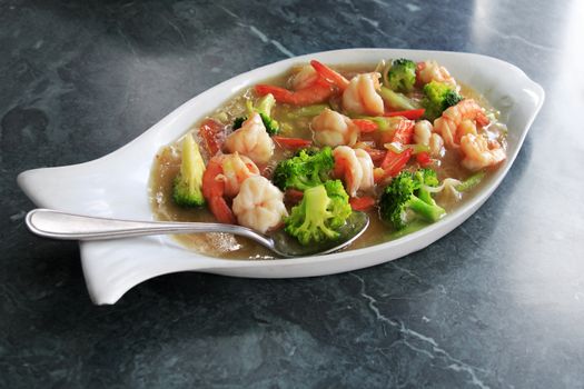 prawn in sauce with a vegetables