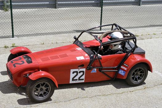 chases of Caterham on the circuit of the Cevennes with Ales in the French department of Gard the May 24th and 25th, 2013. on the starting line before the race