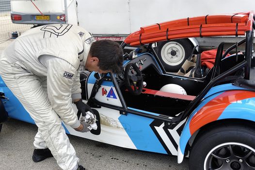 chases of Caterham on the circuit of the Cevennes with Ales in the French department of Gard the May 24th and 25th, 2013. mechanical maintenance