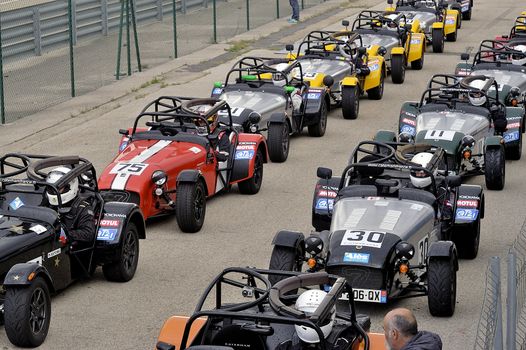 chases of Caterham on the circuit of the Cevennes with Ales in the French department of Gard the May 24th and 25th, 2013. on the starting line before the race