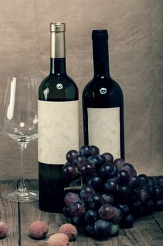 bottle of vine on wooden background