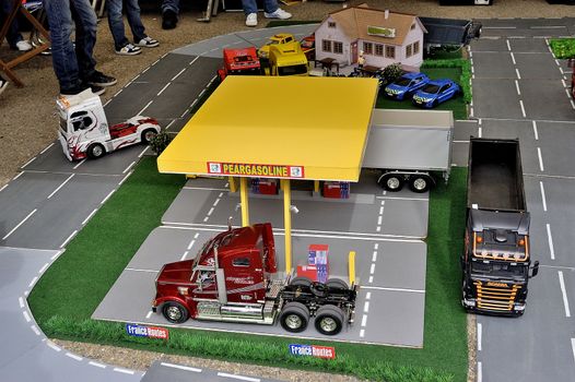 model making of trucks