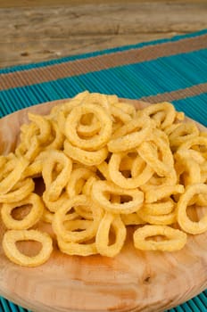 Crunchy and ready salted maize rings, an irresitable snack