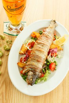 trout with vegetables and beer