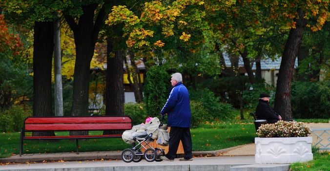 people have a rest in the Park