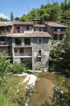 Rupit old house with the river going in the middle