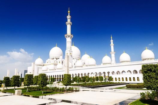 Abu Dhabi Sheikh Zayed White Mosque