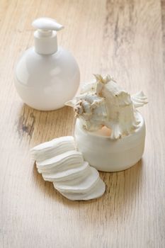cockleshell and articles for care