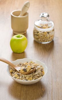 muesli apple and mortar