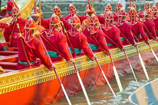 Thai royal barge, supreme art of Thailand 