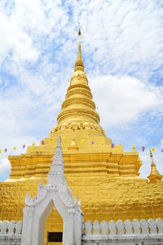 Golden Pagoda at Wat Phra That Chae Haeng, Nan province, Thailand