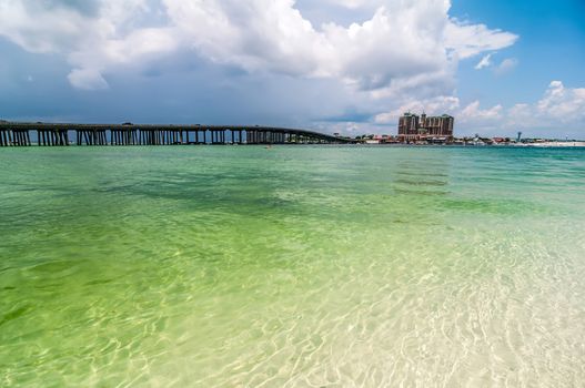 crystal clear water at destin florida near okaloosa island