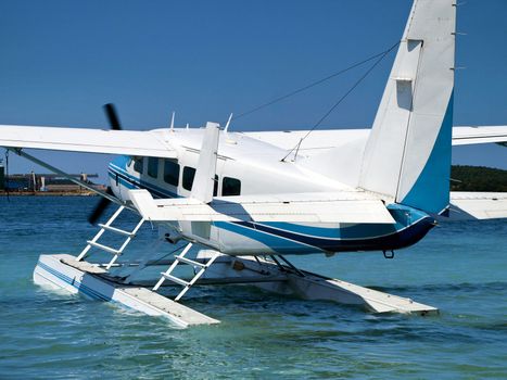 sea plane prepare for flight