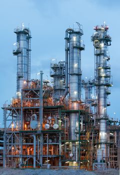 Chemical plant structure with lighting reflection