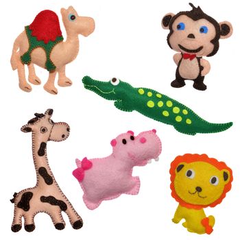 6 Felt toys safari animals