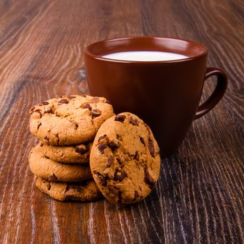 Chocolate chip cookies and a cup of milk
