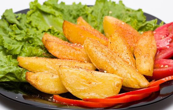 Fried Potatoes with Raw Vegetables: salad, potato