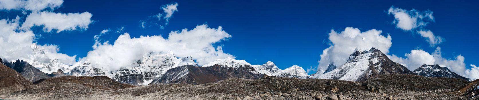 Himalaya panorama: Mountain peaks and Everest summit. Travel to Nepal