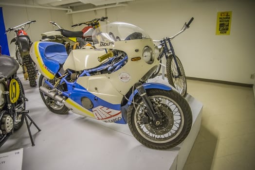 Engine: Honda 500cc Four. Popular Japanese 4-cyl 4-stroke engine from the 70's. All the pictures are shot on Ed's motorcycle and Motor Museum in Ed, Sweden. Interesting museum, which is worth a visit.