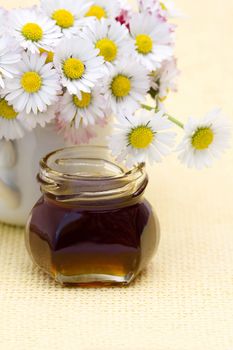 honey and daisies