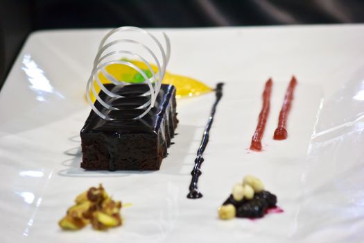 mini chocolate cake in The Thailand Ultimate Chef Challenge 2013