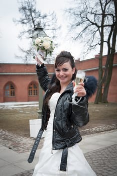 bride walks around the city