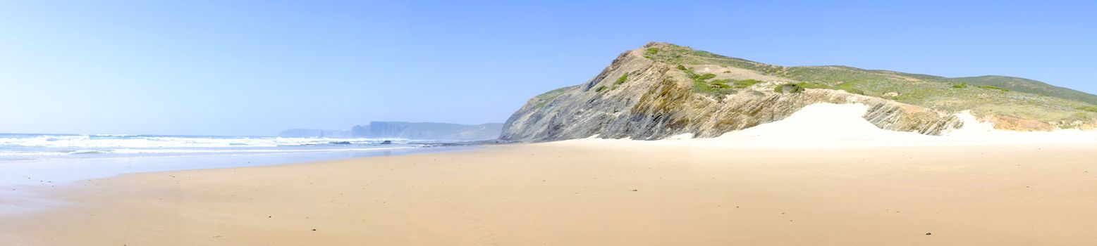 Panorama at praia Vale Figueiras in Portugal