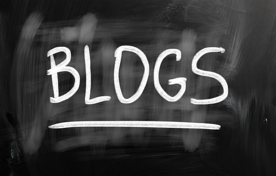 Blog word handwritten on the black chalkboard