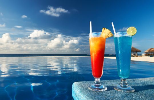 Cocktails near the swimming pool