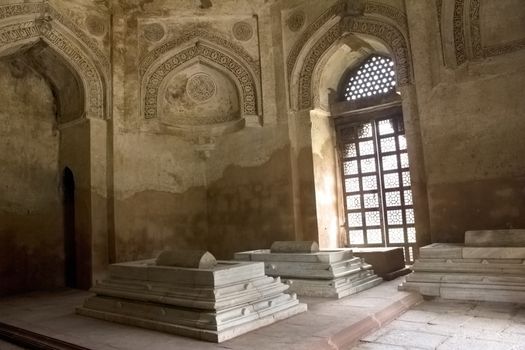 inside view of lodhi garden tomb