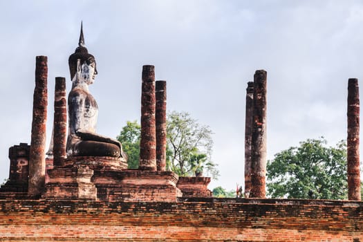 Buddha image at wat maha that in sukhothai hictorical park, thailand